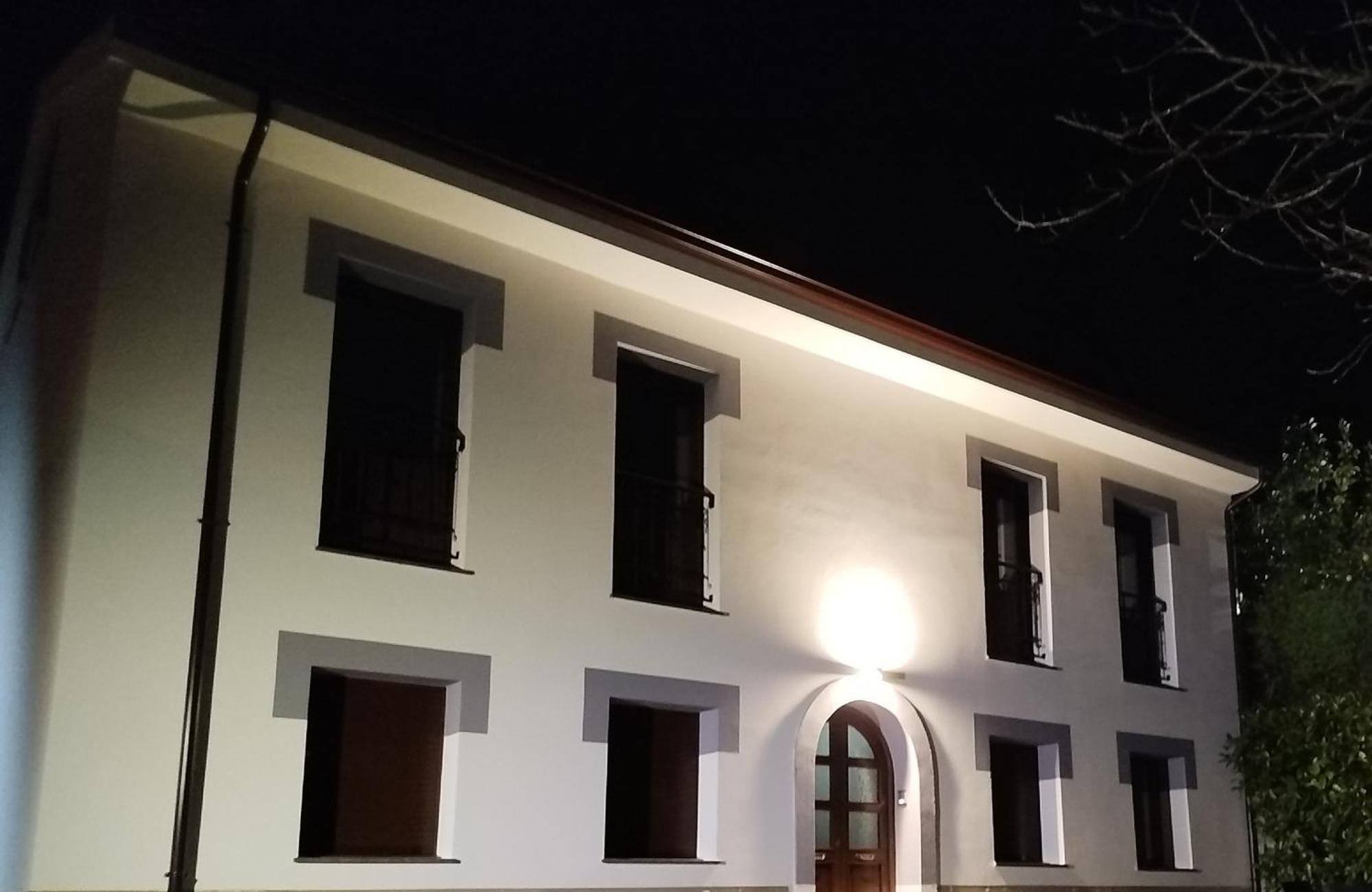 Apartamentos Rurales Inguanzo Villanueva de Pria 外观 照片